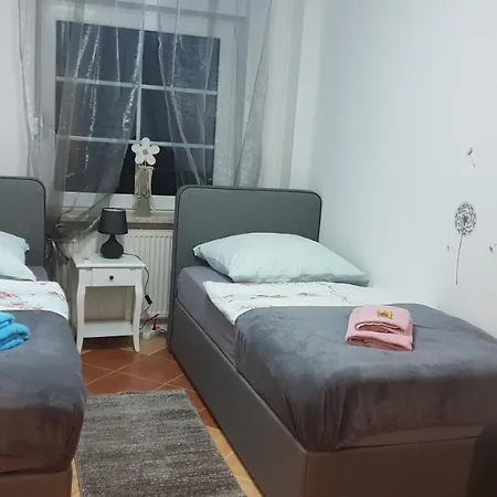 Eisenbarth Apartment *